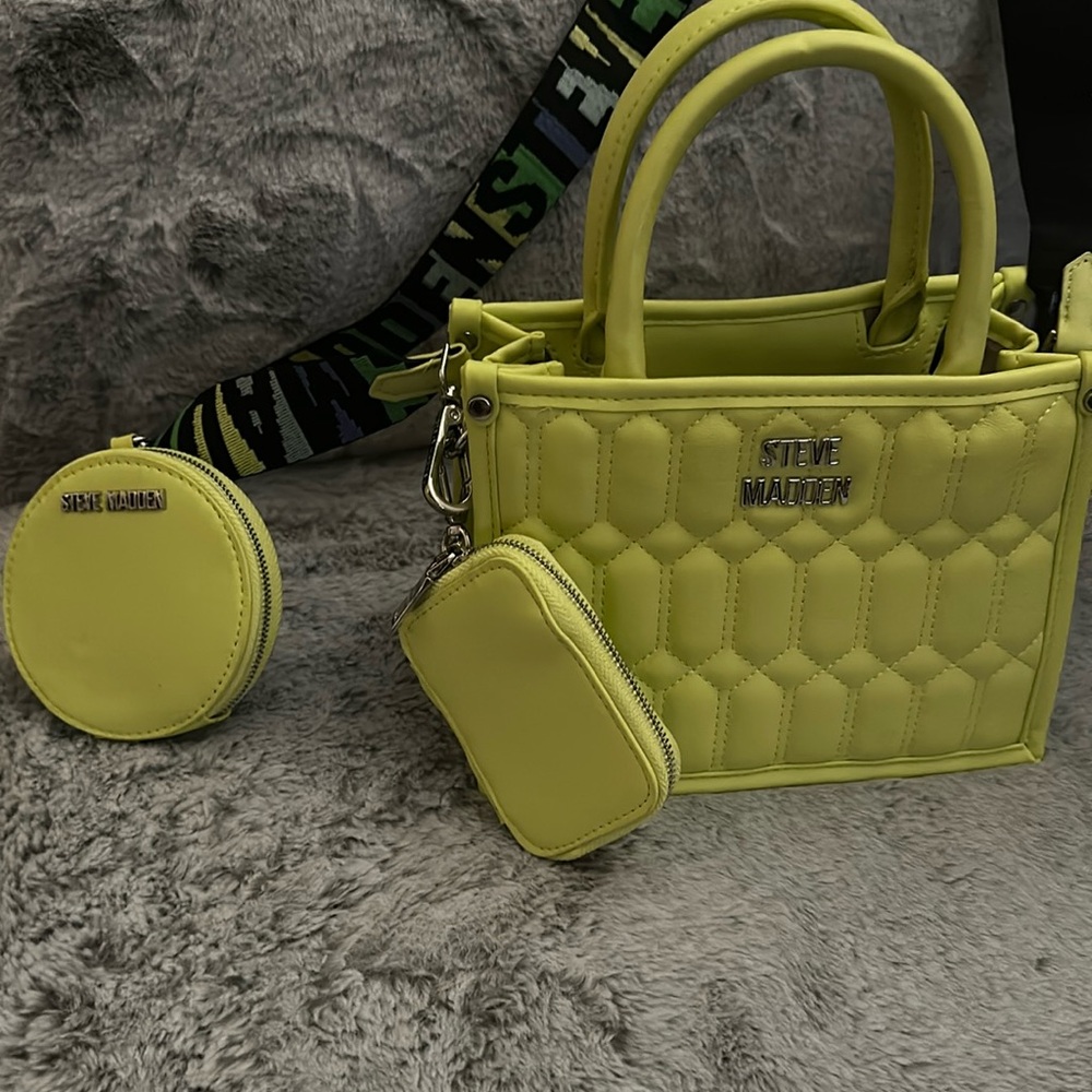 Steve Madden sling bag..